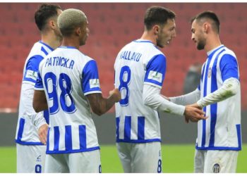 Tirana kalon Partizanin dhe merr kreun e Superligës