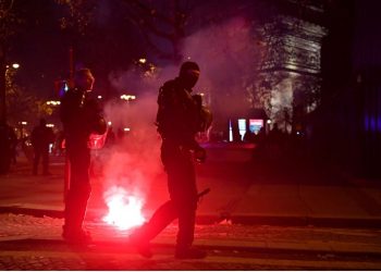 Franca bëhet gati për finalen e madhe, mijëra policë…