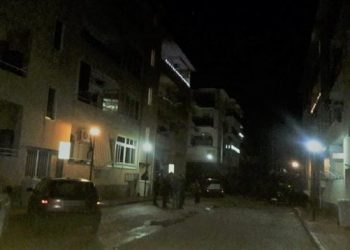 Djali vret prindërit në Itali