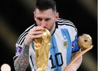 FOTO/ Messi kampion bote, e uron Barcelona dhe…