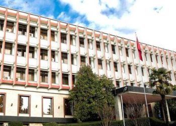 Mbytja e varkës, Ministria e Jashtme: Një shqiptar është i…