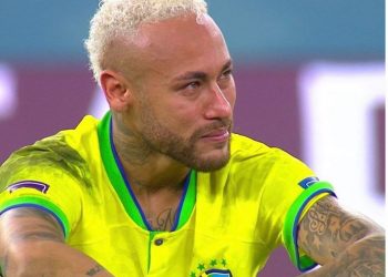 FOTO/ Neymar në lot pas eliminimit
