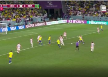 VIDEO/ Shpërthen stadiumi, Brazili kalon në avantazh