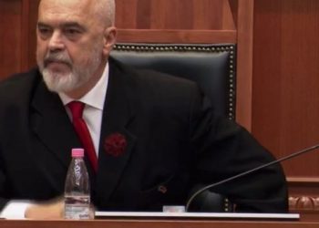 “Zagar, palaço”, Rama shthur gojën në parlament