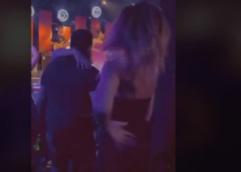 U kap me drogë – Pamjet nga ‘jeta e qefit’ të punonjëses së AKSHI-t