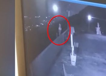 Publikohet VIDEO/ Ja kur e reja hidhet në humnerë nga Kisha e Laçit