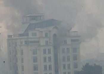 Të shtëna me armë brenda hotelit, tre të vrarë