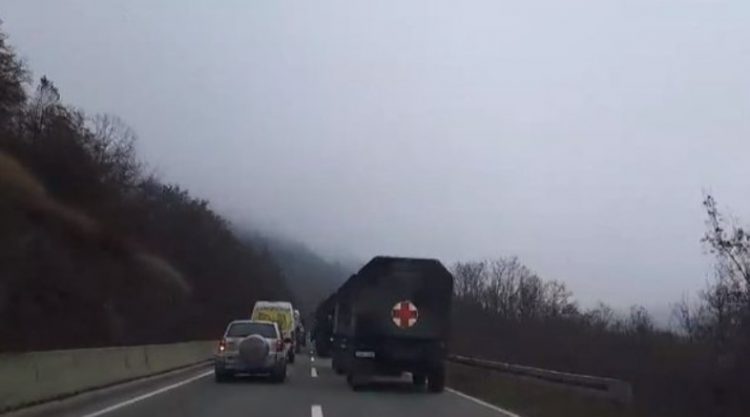 Ç’po ndodh? Ushtria e Serbisë vendos topat afër Jarinjit