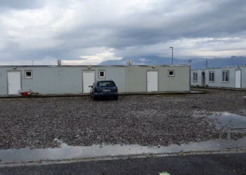 Në Shkodër ‘vidhen’ romët, shtëpitë-kontejnerë nuk funksionojnë