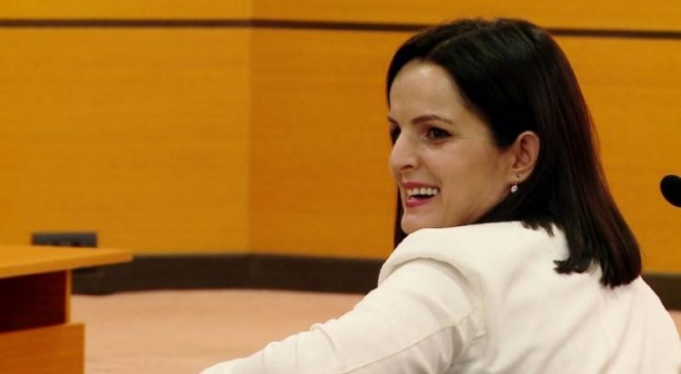 Vettingu e shkarkoi, ish-prokurorja del fituese në Strasburg