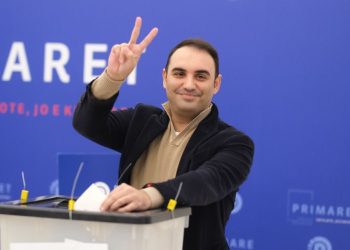 Këlliçi voton në Primare: Koha që pushteti t’i kthehet qytetarëve