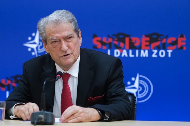 “Ky ishte viti i opozitës”, Berisha kritika Ramës dhe Yuri Kim