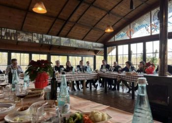 Bashkimi i demokratëve në festë, deputetja refuzon pjesëmarrjen