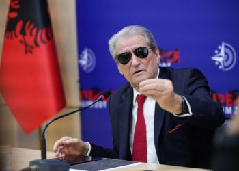 “Mbrojnë dhe fshehin vrasës”, Berisha akuza prokurorëve të SPAK