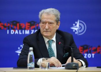 “Minoritet?”/ Provokimi i Mitsotakis në Himarë, si reagon Berisha