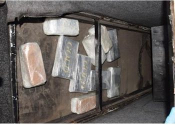 Zbulohen 10 kg kokainë në autobusin me targa shqiptare në Kroaci