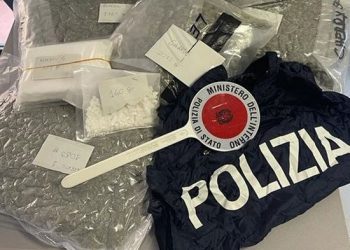 Shqiptari kapet me drogë në Milano: Ma futën në bagazh të makinës