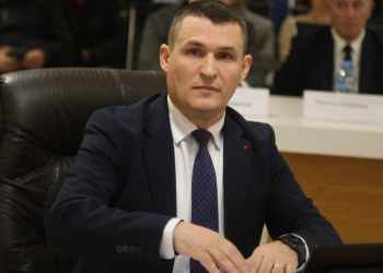 Dumani merr stafetën e SPAK: Lufta bëhet më agresive