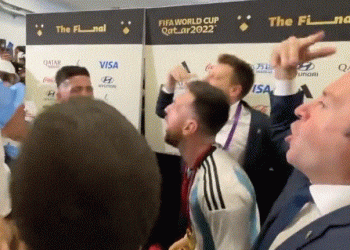 VIDEO – “Ajo ku*va që ju lindi”/ Shpërthen Messi, shan gazetarët