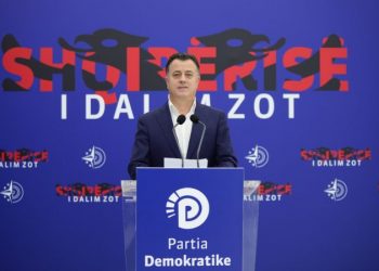 “Rama avokati i Vuçiç”, Noka thirrje NATO-s: Mallra serbe…