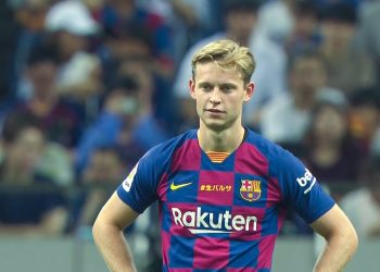 Barcelona vendos për mesfushorin, ndikoi oferta e gjigandit anglez