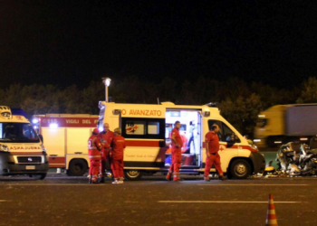 Po ktheheshin nga festa, aksidentohen për vdekje 4 të rinj në Itali