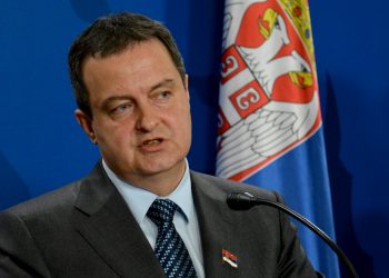 Serbia kritikon Xhaçkën: Po inkurajon Kurtin për provokime