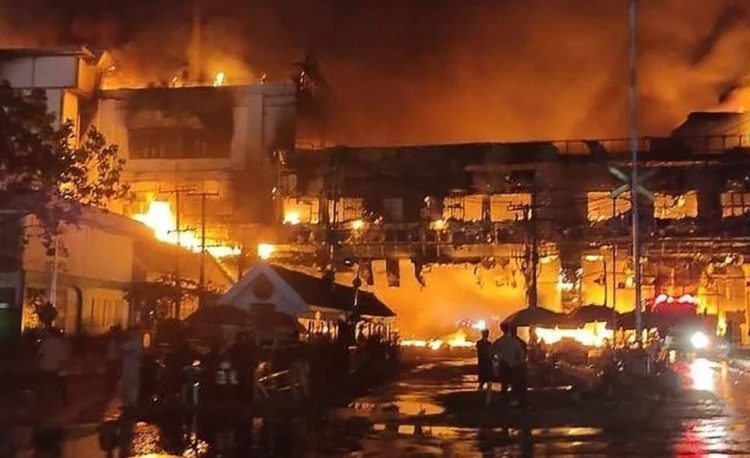 Merr flakë kazinoja, vdesin 19 persona