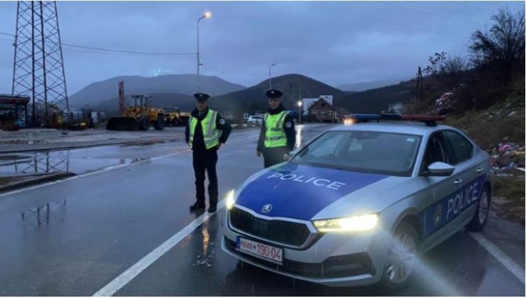 Shpërthime dhe të shtëna, situatë dramatike në veri të Kosovës