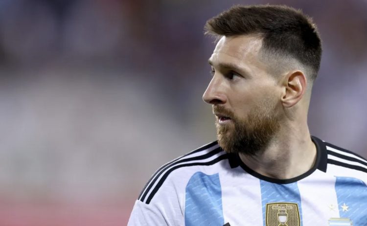 Nuk është një Botëror. Eshtë një kauzë. Një rebelim!