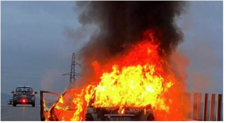 Shkrumbohet makina te Sanatoriumi në Tiranë