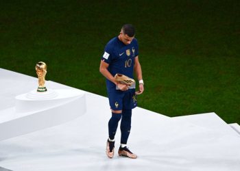 Shfaqet Mbappe, çfarë ka postuar një ditë pas finales së humbur