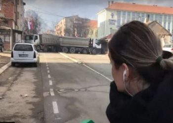 Ishte në lidhje “live”, sulmohet gazetarja në Mitrovicë
