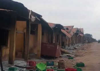 Terroristët bëjnë masakër, ekzekutojnë 39 persona