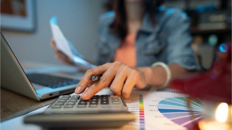 Rritja e normave të interesit ul kërkesën e individëve për kredi