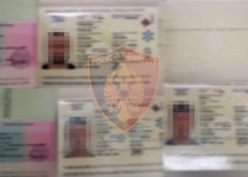U kapën me dokumenta false, arrestohen 3 të rinj në Rinas