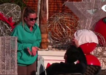 “Ik pir**u”, plas mes Oltës dhe Amosit: Po më kërcënon…