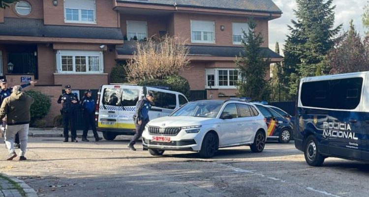 Alarmohet Spanja, një zarf i dyshimtë i dërgohet ambasadës së SHBA