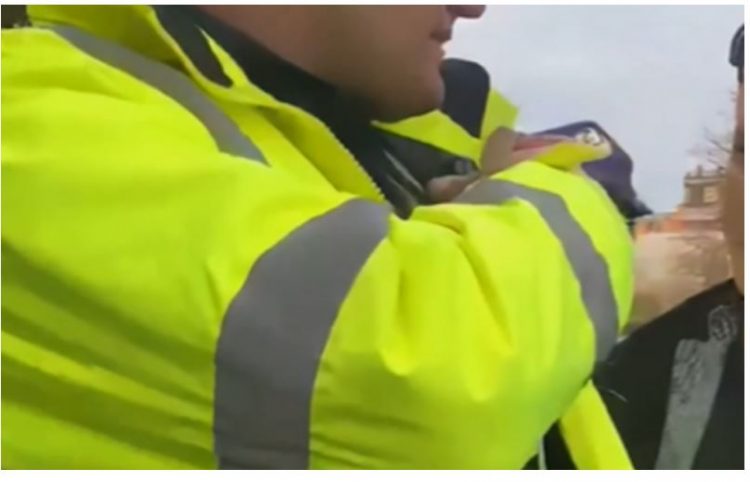 VIDEO/ Kapet hajduti në Tiranë, e kishte fshehur portofolin në…