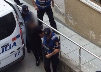 Burgosi pa të drejtë bashkëshortin, Gjykata e Tiranës dënon gruan