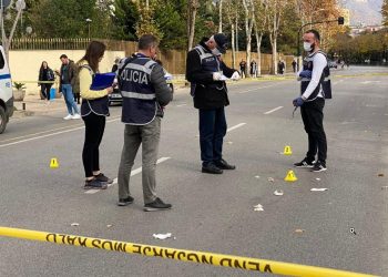 Ekspertët në vendngjarje, nisin hetimet pas grushtit ndaj Berishës