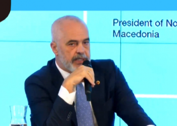 Pas Samitit, mburret Rama: Liderët u befasuan nga dielli