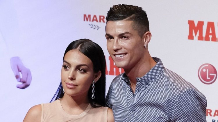 Ronaldo në stol, por të gjithë vëmendjen e merr komenti i Georginës