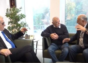 Rishfaqet Sali Berisha/ Pas grushtit, kreu i PD mban syze dielli