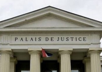 Udhëzohej nga bashkëpunëtori, shqiptari ngatërron dëshminë