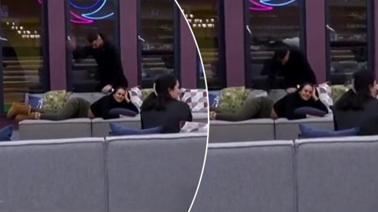 Nuk përmbahet Stresi, godet me shuplakë modelen në të pasme