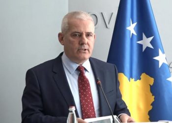 “Lojërat e Vuçiç vazhdojnë”, Sveçla flet pas sulmeve në veri