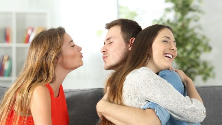 Tradhtia në çift, ja si mund ta zbuloni me një truk të thjeshtë