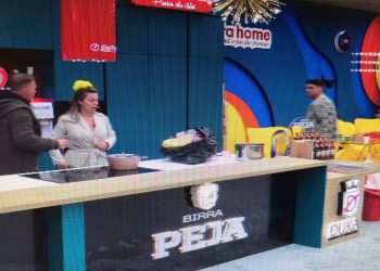 “Çfarë bëni kështu… antipatik”, Plas mes Efit dhe Gent Hazizajt