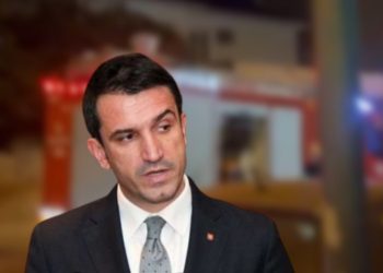 Zjarr në banesën monument, a po përgatit Veliaj krimin e radhës?